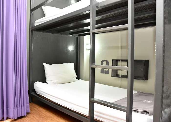 Mad Monkey (adults Only) 旅馆 *