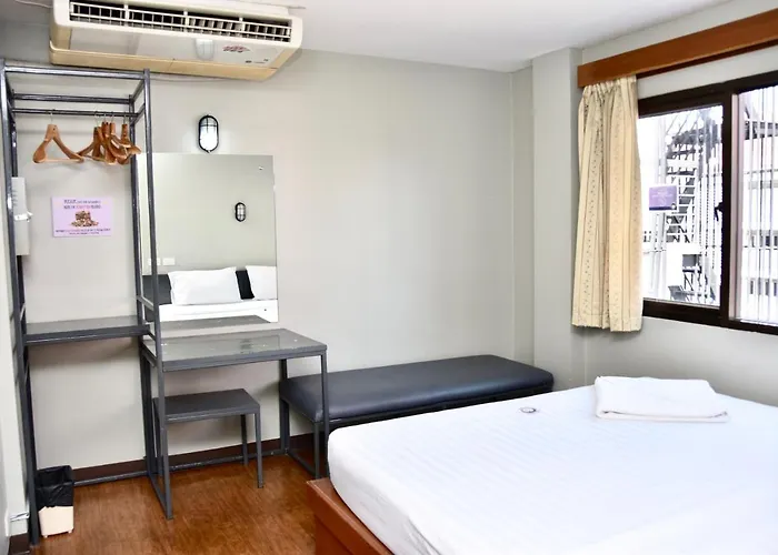 Mad Monkey (adults Only) Bangkok